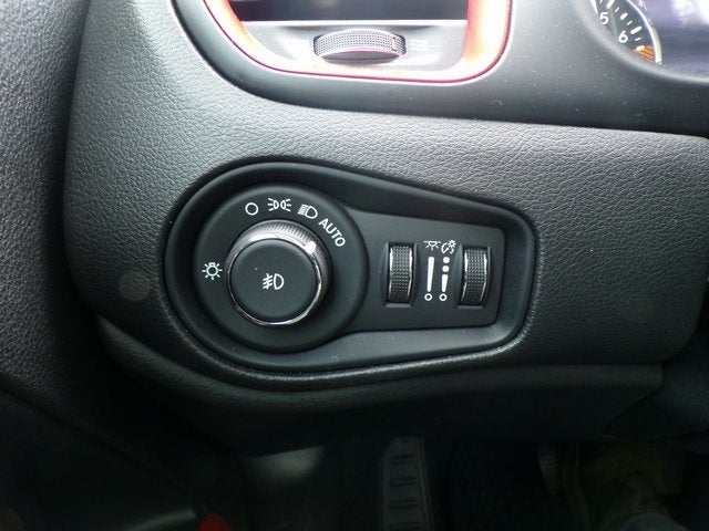 2023 Jeep Renegade Trailhawk