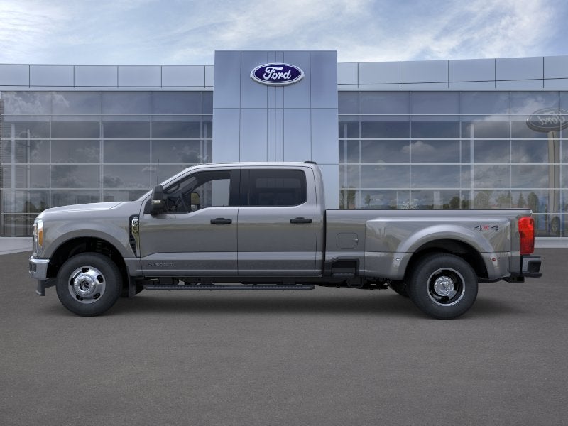 2026 Ford Super Duty F-350® XLT