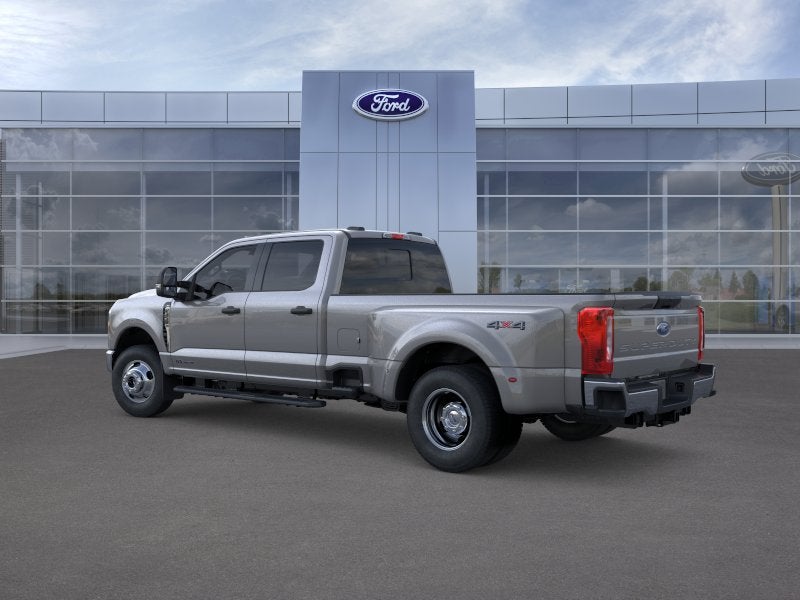 2026 Ford Super Duty F-350® XLT